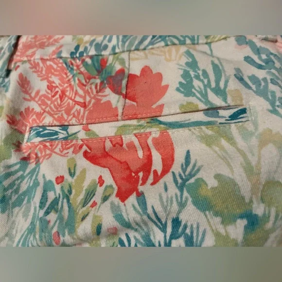 Old Navy Pixie Mid-Rise Floral Print Pants. Size 6 Regular. - Picture 4 of 11